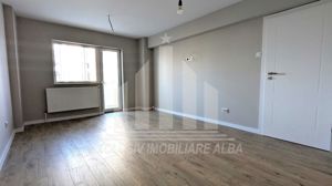 Apartament cu 4 camere, etaj 1, Cetate