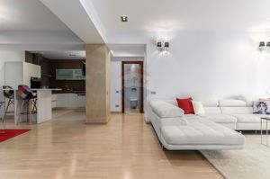 Apartament cu 3 camere de lux, prima linie Parcul Herăstrău - imagine 8