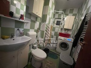 Apartament cu 2 camere, decomandat, etaj intermedar, zona Dambovita - imagine 7