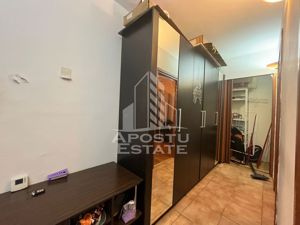 Apartament cu 2 camere, decomandat, etaj intermedar, zona Dambovita - imagine 6