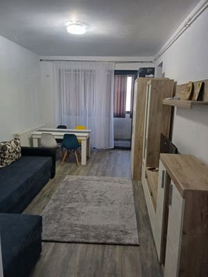 Închiriez apartament  - imagine 4