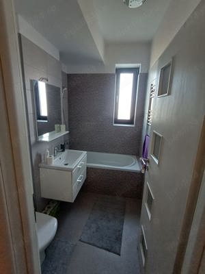 Închiriez apartament  - imagine 2