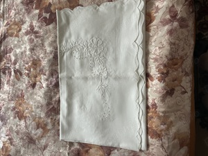 Fete de masă din pază brodate - imagine 4