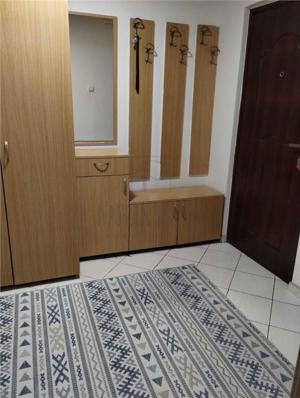 Apartament 2 camere decomandat, mobilat, etaj 1, zona Torontaluli - imagine 3