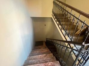 Inchiriez apartament 4 camere zona Ultracentrala - ID : RH-40922-property - imagine 15