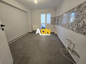 Apartament 3 Camere,  2 Bai, Etaj 1, Complet Renovat, Cetate - imagine 2