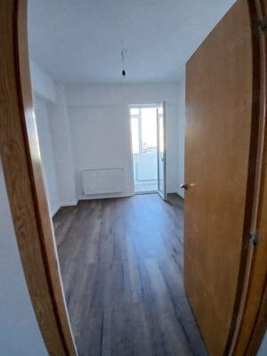 Inchiriere apartament 3 camere  - imagine 9