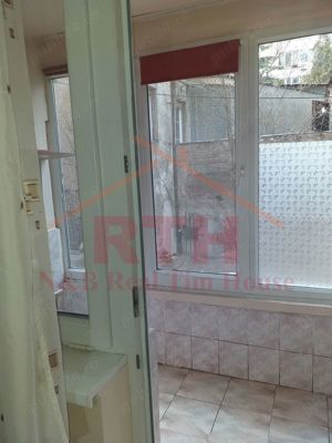 Oferim spre inchiriere un apartament cu o camera in zona Take Ionescu - imagine 4