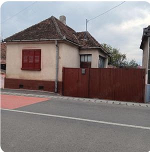 Vand casa in comuna Augustin, judetul Brasov