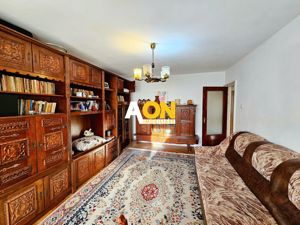 Apartament 3 camere, 2 bai, etaj 3, zona Liceului Sportiv - imagine 2