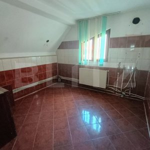 Casa cu 6 camere si garaj pretabil afacere zona Malu Rosu - imagine 10