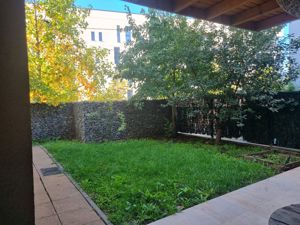 Apartament in vila cu curte proprie si parcare zona British School - imagine 3