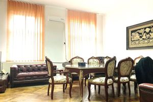 Apartament central la bulevard in cladire istorica - imagine 5