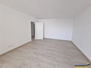 Imoblil pe 3 camere + balcon, Urban Plaza, nou, nelocuit - imagine 4