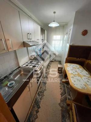 Apartament decomandat 3 camere 2 băi - imagine 1