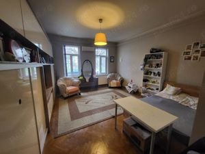 Exclusivitate! Vand jumătate casa zona Favorit! - imagine 5