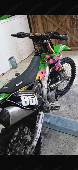 Kawasaki KXF 250 Cross - imagine 2