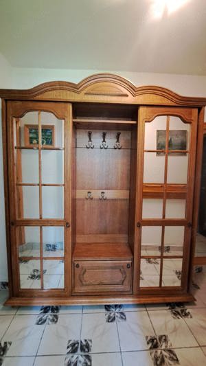 Cuier din lemn masiv