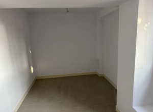 Apartament de Vânzare – 94 mp, Demisol, Zona 1 Decembrie Titan - imagine 2