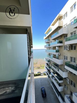 Apartament 2 camere - Complex Moonlight | vedere laterală lac și mare  - imagine 12