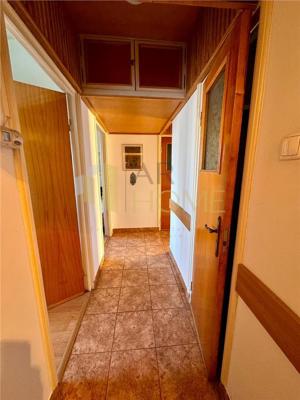 Vanzare apartament 4 camere, centrala proprie, Ploiesti, Piata Mihai Viteazul. - imagine 18