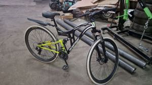 vând sau schimb cu diverse 