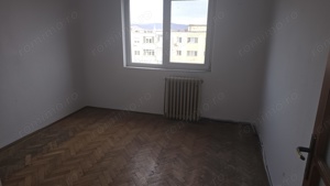 Vand apartament 2 camere in Deva, zona Eminescu, situat pe mijloc, suprrafata 51 mp + balconul - imagine 7