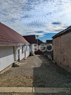 Casa spatioasa de vanzare in Ocna Sibiului – liniste natura si confort - imagine 13