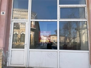 De închiriat spațiu comercial, zona  Centrul vechi 