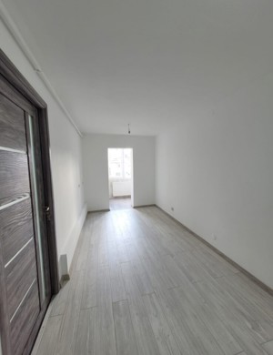 De vânzare apartament cu 2 camere decomandat, zona Bucovina  - imagine 3