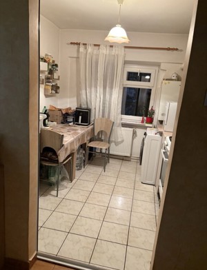 De vânzare apartament cu 3 camere semidecomandat, zona Carrefour  - imagine 5