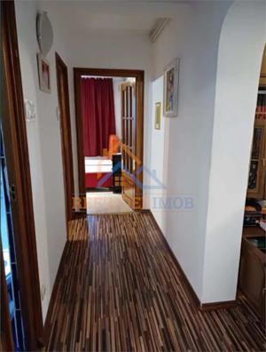 Vanzare apartament 4 camere  Drumul Taberei -  Plaza Romania - imagine 4