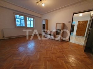 Apartament decomandat 3 camere 2 bai 86 mp utili Bulevardul Unirii - imagine 3