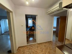 Vanzare apartament 2 camere Drumul Taberei - Parc Moghioros