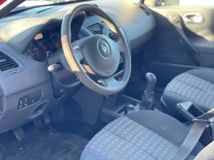 Renault megane 1.4 Benzina - imagine 5