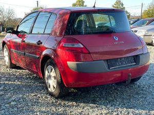 Renault megane 1.4 Benzina - imagine 3