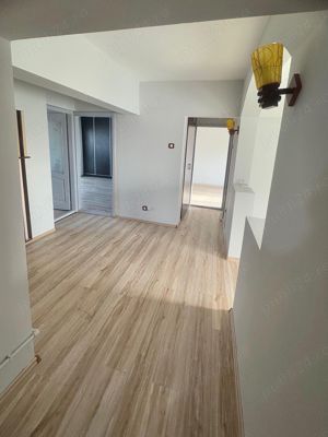 Vand apartament 4 camere in Alexandria - ultracentral, renovat. - imagine 6