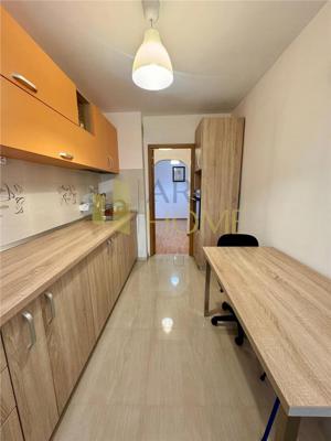 Vanzare apartament 2 camere, in Ploiesti, zona ING Mihai Bravu. - imagine 11