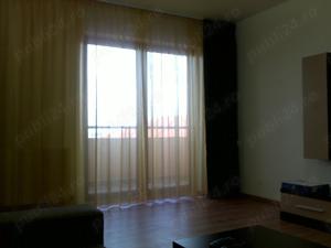 Inchiriez apartament 2 camere + loc de parcare privat zona Palazu Mare - imagine 2