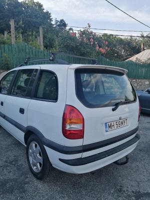 VÂND OPEL ZAFIRA A