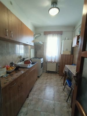 Inchiriez apartament 2 camere - imagine 6