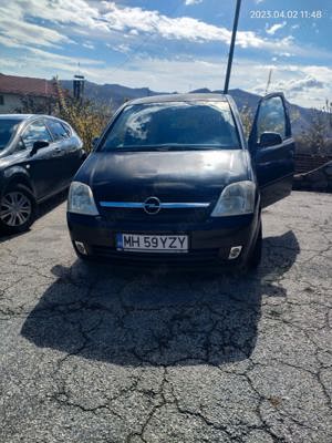 Vând Opel Meriva-A ,an fabricație  2006,culoare negru,capacitate cilindrica 1686 !!