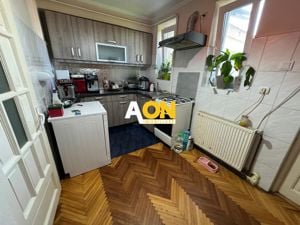 De vanzare apartament 3 camere, Cetate, zona B-dul Transilvaniei - imagine 8