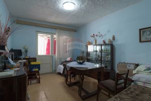 Apartament cu 2 camere  Central in Campina în zona Milcov - imagine 2