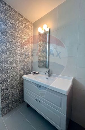 Penthouse Apartament cu 3 camere de inchiriat  Ultracentral Constanta - imagine 9