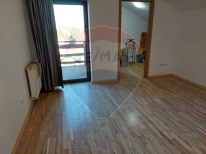 Casă de inchiriat Stupini, living, 3 dormitoare, 500mp - imagine 16