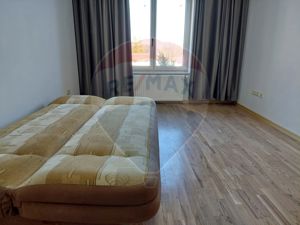 Casă de inchiriat Stupini, living, 3 dormitoare, 500mp - imagine 20