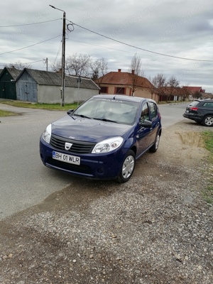 Vand Dacia Sandero 1.4 benz an 2009, km 22725 - imagine 3