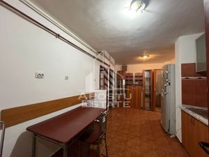 Apartament 2 camere, decomandat, zona Spitalul Judetean - imagine 4