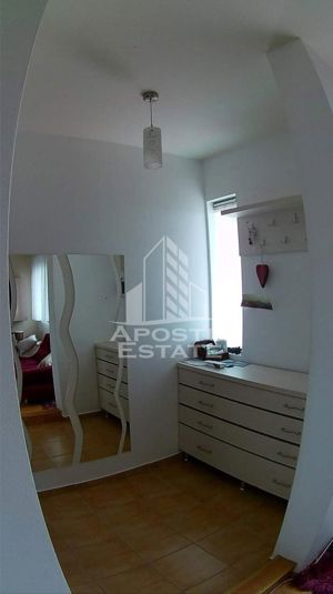 Apartament cu 3 camere, etajul 2, centrala proprie, zona Gh Lazar - imagine 4